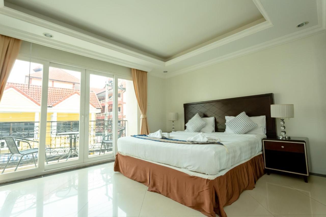 Ivory Palace Hotel Паттайя Экстерьер фото