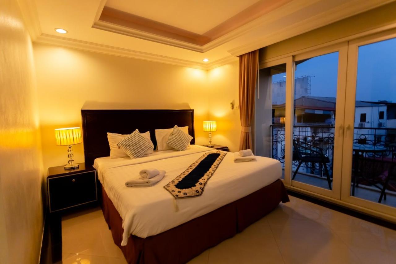 Ivory Palace Hotel Паттайя Экстерьер фото