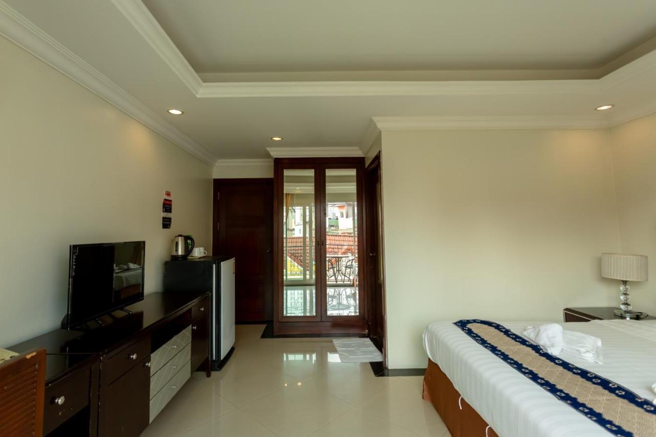 Ivory Palace Hotel Паттайя Экстерьер фото